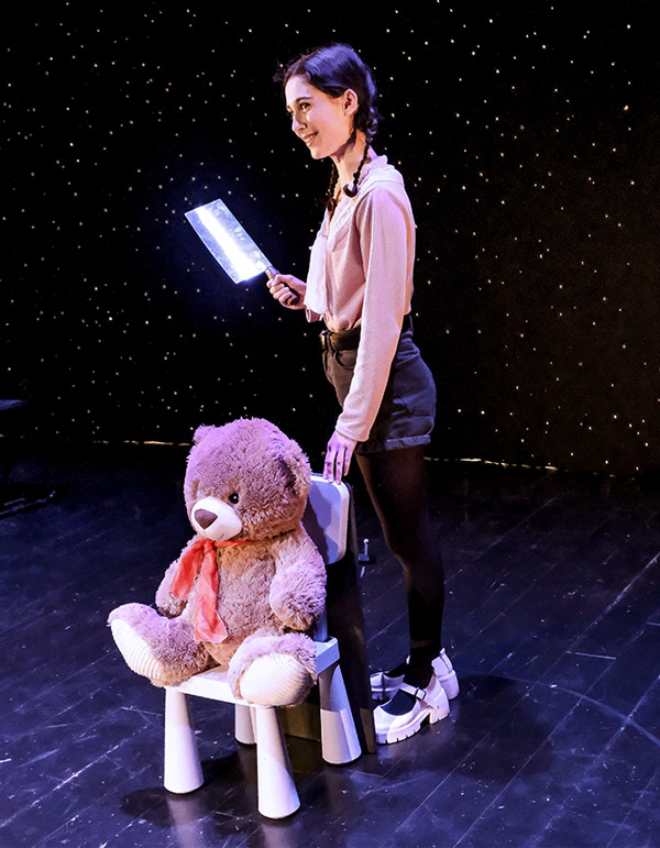 coralie1 Spectacle Désillusions